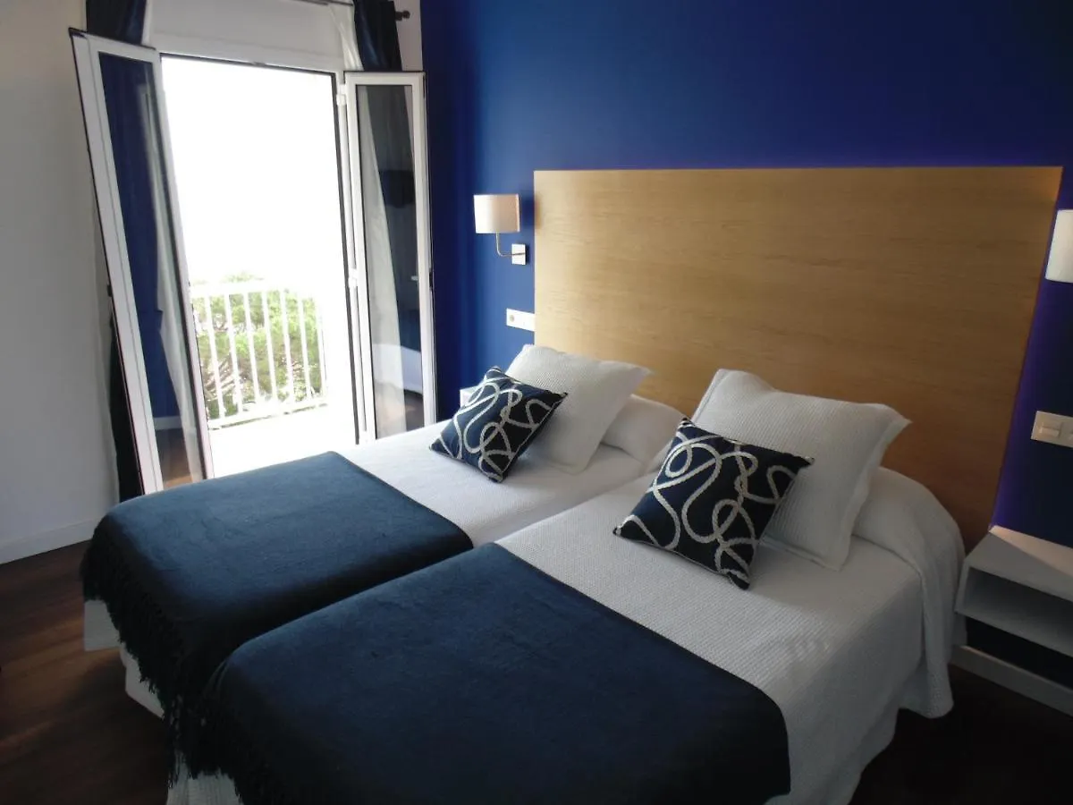 Hotel Llorca Platja de l’Almadrava 2*,  스페인