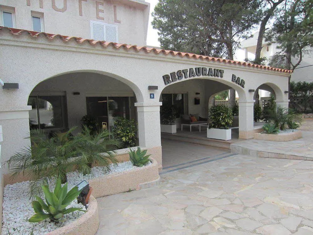 Hotel Llorca Platja de l’Almadrava 2*,
